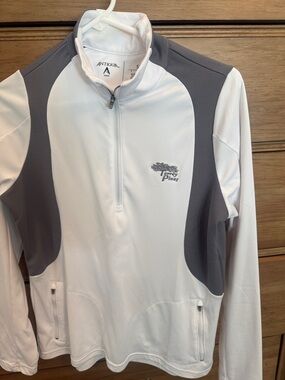 Torrey Pines golf course women’s quarter zip
